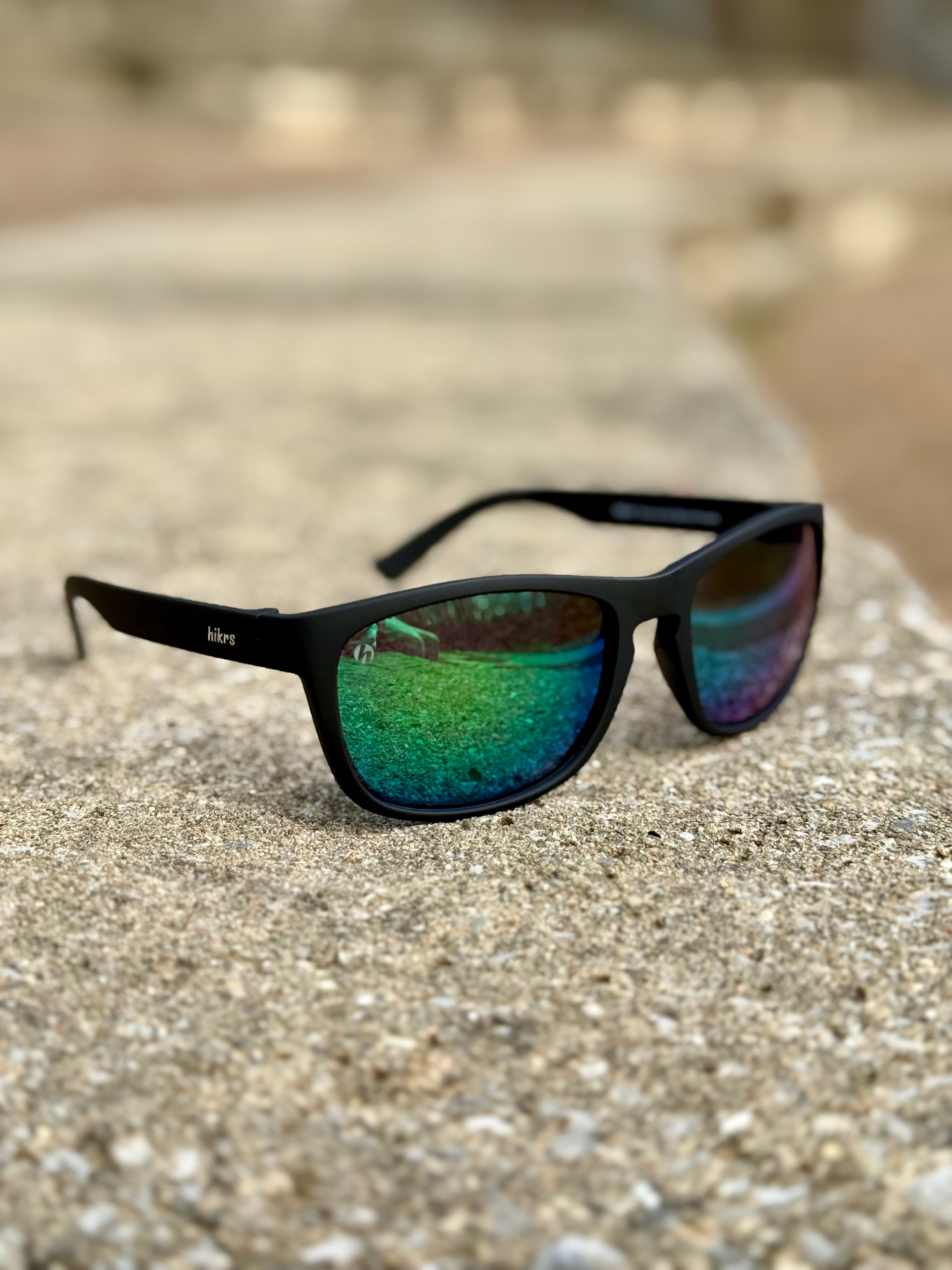 Canyon - Black Obsidian & Evergreen