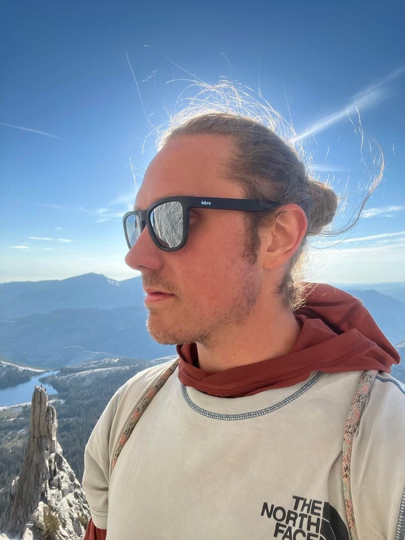 Daypack - Black Obsidian & Chrome