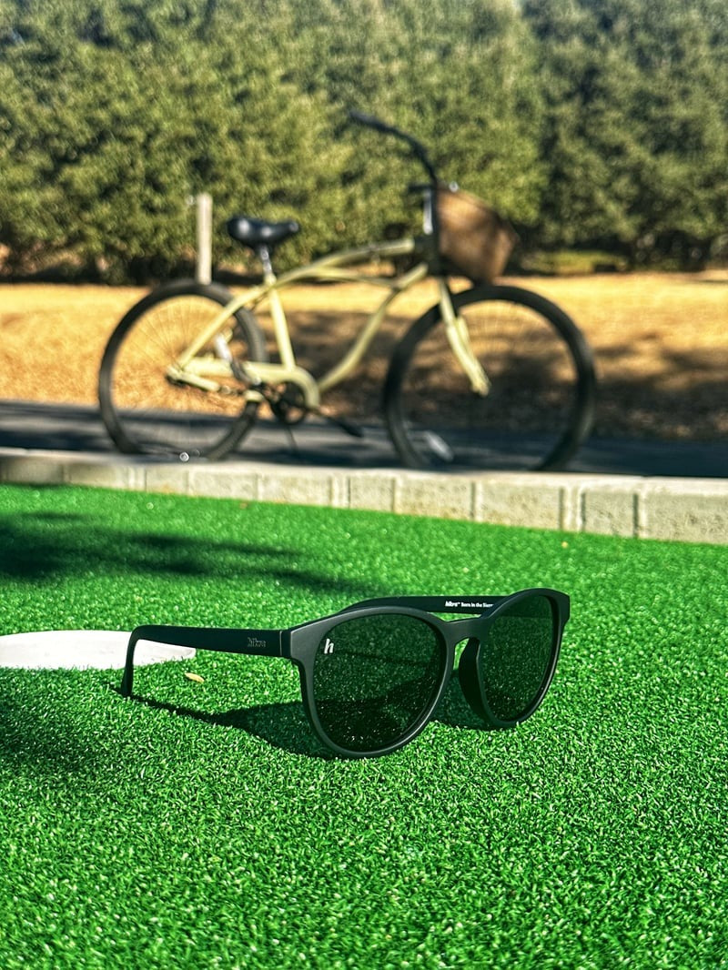 Yosemite - Black Obsidian & Smoke