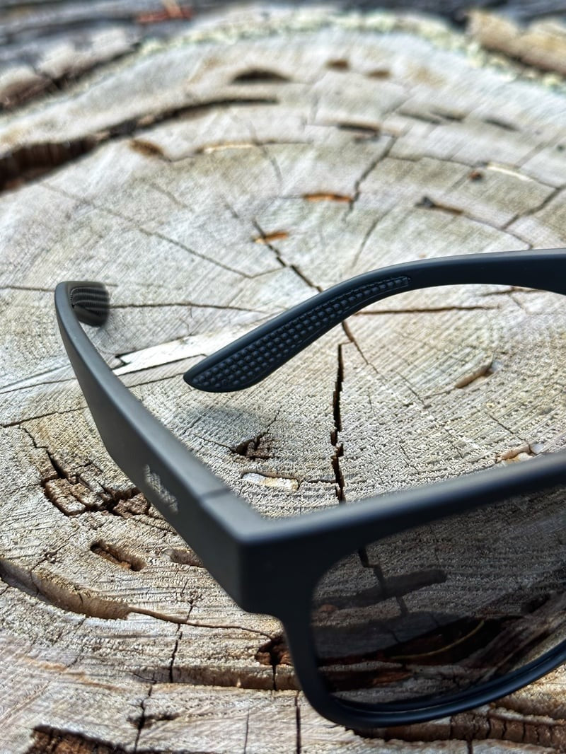 Sequoia - Black Obsidian & Smoke